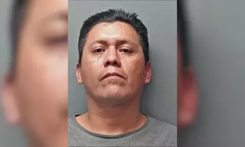 3 പേരെ കൊല്ലുകയും മൃതദേഹങ്ങള് കുപ്പത്തൊട്ടിയില് കത്തിക്കുകയും ചെയ്തയാളെ ജൂറി വധശിക്ഷയ്ക്ക് വിധിച്ചു 3 പേരെ കൊല്ലുകയും മൃതദേഹങ്ങള് കുപ്പത്തൊട്ടിയില് കത്തിക്കുകയും ചെയ്തയാളെ ജൂറി വധശിക്ഷയ്ക്ക് വിധിച്ചു