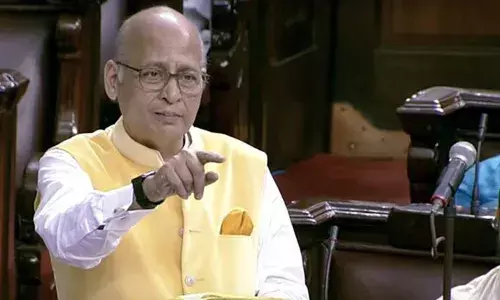 കോണ്‍ഗ്രസ് ബെഞ്ചില്‍  നിന്നും നോട്ടുകെട്ട് കണ്ടെത്തിയെന്ന്  ജഗദീപ് ധന്‍കര്‍;  കൈയില്‍ 500 രൂപ മാത്രമാണ് ഉണ്ടായിരുന്നതെന്ന് അഭിഷേക് സിങ്വി;  നിഗമനത്തിലെത്തരുതെന്ന് ഖര്‍ഗെ;  സഭയുടെ അന്തസിന് കളങ്കമെന്ന് നഡ്ഡ;  രാജ്യസഭയില്‍ പ്രതിഷേധം