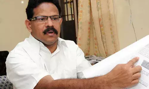 സഞ്ചാരിയും ഗ്രന്ഥകാരനും പാക്കിസ്ഥാന്‍ മുന്‍ യുഎന്‍ അംബാസിഡറുമായ മുഹമ്മദ് അന്‍സാദിന്റെ ദി റോഡ് ടു മെക്കഎന്ന നോവലിന്റെ കോപ്പിയടിയോ ബെന്യാമിന്റെ ആടുജീവിതം? ഗുരുതര ആരോപണങ്ങളുമായി ജോമോന്‍ പുത്തന്‍പുരയ്ക്കല്‍