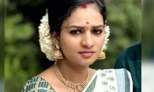 നവവധുവിനെ ഭര്‍തൃവീട്ടിൽ മരിച്ച നിലയില്‍ കണ്ടെത്തി; ജീവനൊടുക്കിയതെന്ന് സംശയം; പോലീസ് കേസെടുത്തു; സംഭവം തിരുവനന്തപുരത്ത്