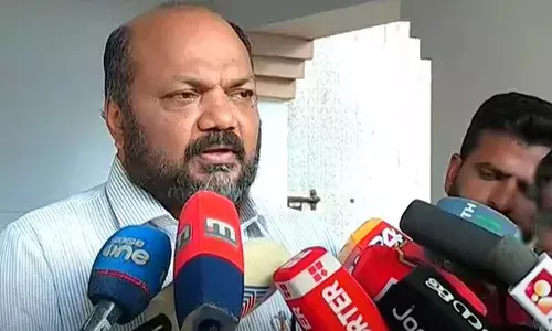 സ്മാര്‍ട്ട് സിറ്റി പദ്ധതി: നഷ്ടപരിഹാരത്തിന് വ്യവസ്ഥയില്ല;  ആര്‍ബിട്രേഷന്‍ നടപടികളുമായി പോയാല്‍ ഭൂമി ഉപയോഗിക്കാന്‍ കഴിയാതെ കിടക്കും;   സംസ്ഥാന താല്‍പര്യം സംരക്ഷിക്കുമെന്ന് വ്യവസായ മന്ത്രി