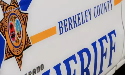 ബെര്ക്ക്ലി കൗണ്ടിയില് 13 പൂച്ചകളെ വിഷം കലര്ത്തി കൊന്ന കേസില് 5 പേര് അറസ്റ്റില് ബെര്ക്ക്ലി കൗണ്ടിയില് 13 പൂച്ചകളെ വിഷം കലര്ത്തി കൊന്ന കേസില് 5 പേര് അറസ്റ്റില്