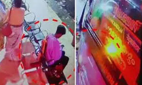 കട്ടപ്പന ബസ് സ്റ്റാന്‍ഡില്‍ യുവാവിന്റെ ദേഹത്തേക്ക് ബസ് പാഞ്ഞുകയറിയ സംഭവം; ഡ്രൈവറുടെ ലൈസന്‍സ് സസ്‌പെന്‍ഡ് ചെയ്ത് മോട്ടോര്‍ വാഹന വകുപ്പ്