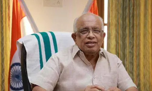 അദാനിയുമായി ചെറിയ കാലത്തേക്കുള്ള രണ്ട് കരാറുകള്‍ മാത്രം; കെ എസ് ഇ ബി ടെന്‍ഡര്‍ വിളിച്ച് കരാര്‍ കൊടുക്കുന്നതില്‍ സര്‍ക്കാര്‍ ഇടപെടുന്നില്ല; രമേശ് ചെന്നിത്തലയ്ക്ക് മന്ത്രി കെ കൃഷ്ണന്‍കുട്ടിയുടെ മറുപടി