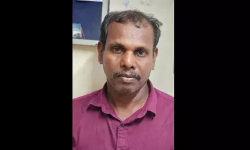 ടാപ്പിങ് തൊഴിലാളി സുരേഷ് സോഷ്യല്‍ മീഡിയയില്‍ സോഫ്റ്റ് വെയര്‍ എന്‍ജിനീയര്‍ അനൂപ് ജി. പിള്ള; എംടെക് ബിരുദധാരിണിക്ക് വീട് കൊടുക്കാമെന്ന് പറഞ്ഞു തട്ടിയത് 15 ലക്ഷം; അടൂര്‍ പോലീസിന്റെ നീക്കത്തിനൊടുവില്‍ പ്രതി അറസ്റ്റില്‍