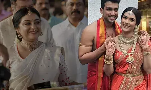 പെട്ടന്ന് രണ്ടു കുട്ടികളുടെയും കല്യാണമായി, ഇരട്ടി സന്തോഷം, ഡബിള്‍ അമ്മായി അമ്മ ആയിയെന്ന് പാര്‍വതി; ഏറെ സന്തോഷം നിറഞ്ഞ് നിമിഷം ഒരു മകനെയും മകളെയും കൂടി കിട്ടിയെന്ന് ജയറാം: വൈകാരികമായി കാളിദാസിന്റെയും തരിണിയുടെയും വിവാഹം