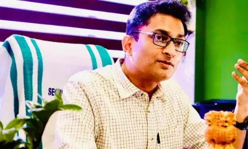 സസ്‌പെന്‍ഷന് ശേഷവും മാധ്യമങ്ങളില്‍ അഭിമുഖം നല്‍കി; സര്‍വീസ് ചട്ടങ്ങളുടെ ലംഘനം;  എന്‍.പ്രശാന്തിന് കുറ്റാരോപണ മെമ്മോ