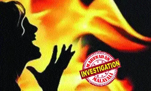 പെൺകുട്ടിയെ ഭയങ്കര ഇഷ്ട്ടം; എവിടെ പോയാലും വിടൂല; പിന്നാലെ നടന്ന് ശല്യം ചെയ്തത് മൂന്ന് വർഷം; പ്രണയത്തിന് താൽപ്പര്യമില്ലെന്ന് പറഞ്ഞിട്ടും രക്ഷയില്ല; വൈരാഗ്യം മനസ്സിൽ സൂക്ഷിച്ചു; കൊടും ക്രൂരത; പെൺകുട്ടിയെ പെട്രോൾ ഒഴിച്ച് തീകൊളുത്തി; വിറങ്ങലിച്ച് നാട്ടുകാർ; യുവാവിന്റെ അടങ്ങാത്ത പകയിൽ ഞെട്ടി ഗ്രാമം!