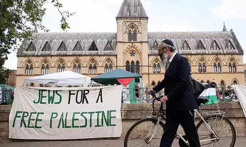 ജൂത വിദ്യാര്‍ത്ഥികള്‍ക്ക് യുകെ കാമ്പസുകളില്‍ പീഡനകാലം; ജൂത വിരുദ്ധത കാമ്പസുകളില്‍ പ്രതിഫലിക്കുന്നതായി റിപ്പോര്‍ട്ട്