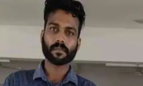 നടുറോഡിൽ യുവാവിനെ തീകൊളുത്തി കൊലപ്പെടുത്താൻ ശ്രമം; പ്രതി അറസ്റ്റിൽ; സംഭവം തിരുവനന്തപുരത്ത്