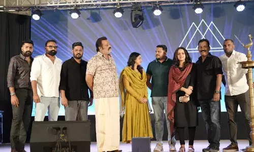 വെക്കേഷന്‍  ആഘോഷിക്കാന്‍ വെക്കാ സ്റ്റേ; വമ്പന്‍ ഓഫറുകള്‍ ഉള്‍പ്പെടുന്ന വെക്കാ സ്റ്റേ കള്‍ച്ചര്‍ ആപ്പ് സുരേഷ് ഗോപി പുറത്തിറക്കി