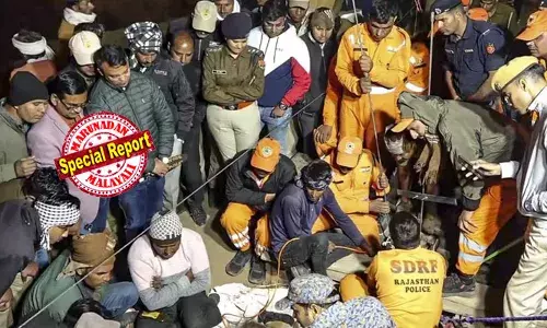 150 അടി താഴ്ചയുള്ള കുഴല്‍കിണറില്‍ അഞ്ച് വയസ്സുകാരന്‍ വീണിട്ട് മൂന്ന് ദിവസം; പൈപ്പ് വഴി കുട്ടിക്ക് ഓക്സിജന്‍ നല്‍കുന്നു; ആരോഗ്യനില തൃപ്തികരം; ആര്യനെ ജീവിതത്തിലേക്ക് കൈപിടിച്ചുയര്‍ത്താന്‍ കഠിനശ്രമം