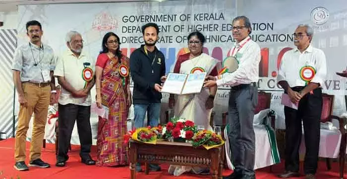 പാലക്കാട് ഗവ പോളിടെക്നിക്കില് ജെന് റോബോട്ടിക്സിന്റെ കാമ്പസ് ഇന്ഡസ്ട്രിയല് പാര്ക്ക്; മന്ത്രി ബിന്ദുവിന്റെ സാന്നിധ്യത്തില് ധാരണാപത്രം കൈമാറി പാലക്കാട് ഗവ പോളിടെക്നിക്കില് ജെന് റോബോട്ടിക്സിന്റെ കാമ്പസ് ഇന്ഡസ്ട്രിയല് പാര്ക്ക്; മന്ത്രി ബിന്ദുവിന്റെ സാന്നിധ്യത്തില് ധാരണാപത്രം കൈമാറി