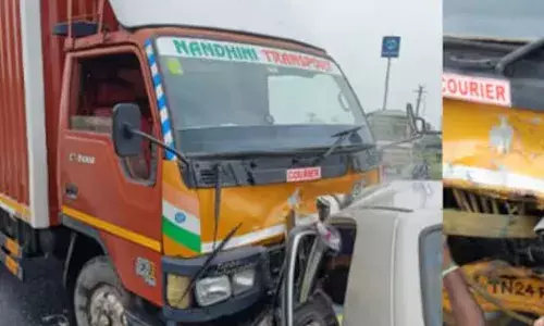 കോയമ്പത്തൂരിൽ കാറും ലോറിയും കൂട്ടിയിടിച്ചു വൻ അപകടം; മൂന്ന് മലയാളികൾക്ക് ദാരുണാന്ത്യം; ഒരാളുടെ നില അതീവ ഗുരുതരം; ലോറി ഡ്രൈവർ അറസ്റ്റിൽ