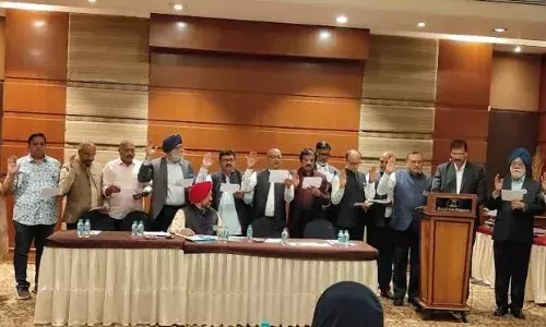 ബസ് ആന്‍ഡ് കാര്‍ ഓപ്പറേറ്റേഴ്സ്കോ ണ്‍ഫെഡറേഷന് പുതിയ നേതൃത്വം