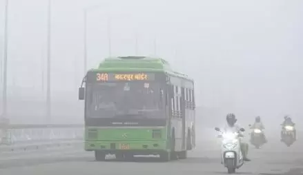 ഡൽഹിയിൽ അതിശൈത്യം; താപനില 4.5 ഡിഗ്രി സെൽഷ്യസായി കുറഞ്ഞു; തണുത്ത് വിറച്ച് ആളുകൾ; മുൻകരുതലുകൾ പാലിക്കണമെന്ന് അധികൃതർ; മുന്നറിയിപ്പ് നൽകി കാലാവസ്ഥാവകുപ്പ്