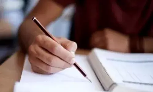 ചോദ്യക്കടലാസുകൾ ചോർന്നതായി വിദ്യാഭ്യാസ വകുപ്പിന്റെ അന്വേഷണ റിപ്പോർട്ട്; റാക്കറ്റ് പ്രവർത്തിക്കുന്നതായി സംശയം; ക്രൈംബ്രാഞ്ച് അന്വേഷണം നടത്തണമെന്നും വിദ്യാഭ്യാസ വകുപ്പ്