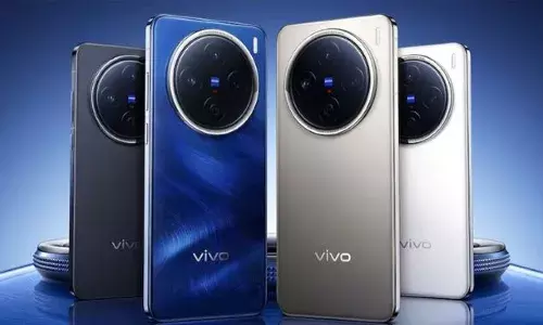 വണ്‍പ്ലസ് 13ന് എതിരാളികൾ ?; പ്രീമിയം ഫീച്ചേഴ്‌സുമായി വിപണിയിൽ തരംഗമാവാൻ വിവോ എക്‌സ് 200 സിരീസ്; വിവോയുടെ ഫ്ലാഗ്‌ഷിപ്പ് സിരീസ് ഇന്ത്യയില്‍ അവതരിപ്പിച്ചു