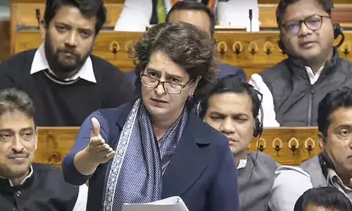 ബിജെപി ഭരണഘടനയെ അട്ടിമറിക്കാന്‍ ശ്രമിക്കുന്നു; ബാലറ്റ് പേപ്പറിലൂടെ തിരഞ്ഞെടുപ്പ് നടത്താന്‍ ധൈര്യമുണ്ടോ? ഒരാള്‍ക്ക് വേണ്ടി 142 കോടി ജനങ്ങളെ വഞ്ചിക്കുന്നു; മോദി സര്‍ക്കാര്‍ വാഷിങ് മെഷീന്‍ സര്‍ക്കാരായി മാറിയെന്നും പരിഹാസം; കന്നിപ്രസംഗത്തില്‍ കത്തിക്കയറി പ്രിയങ്ക