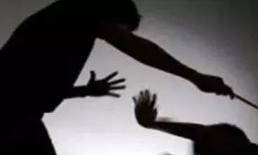 സംസാരശേഷി കുറഞ്ഞ ആറാം ക്ലാസുകാരിയെ ക്രൂരമായി തല്ലിച്ചതച്ചു; പിന്നാലെ പണം നൽകി ഒതുക്കാനും ശ്രമം; ട്യൂഷൻ ടീച്ചർക്കെതിരെ പരാതി; സംഭവം ചെങ്ങന്നൂരിൽ