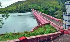 കനത്ത മഴ; മുല്ലപ്പെരിയാര്‍ ഡാമില്‍ ജലനിരപ്പ് ഉയര്‍ന്നു; 24 മണിക്കൂറിനുള്ളില്‍ ഏഴ് അടിയാണ് ഉയര്‍ന്നത് ആശങ്ക