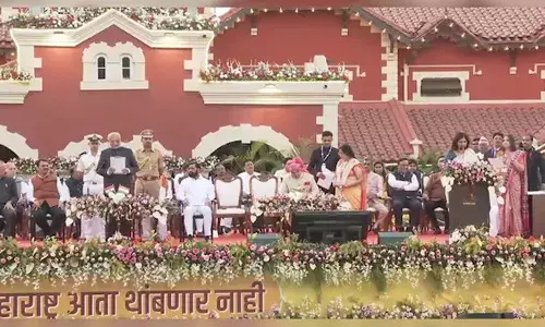 മഹാരാഷ്ട്രയില്‍ മഹായുതി മന്ത്രിസഭ വികസിപ്പിച്ചു; ബി.ജെ.പിയുടെ ബവന്‍കുലെയും ശിവസേനയുടെ ഉദയ് സാമന്തും എന്‍സിപിയുടെ ധനഞ്ജയ് മുണ്ടെയുമടക്കം 39 പേര്‍ മന്ത്രിമാര്‍; പുതിയ മന്ത്രിമാരുടെ വകുപ്പുകള്‍ രാത്രിയോടെ പുറത്തിറക്കും