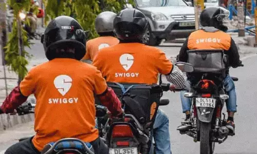 മന്ത്രി വി ശിവന്‍കുട്ടി ഇടപെട്ടു; സ്വിഗ്ഗി തൊഴിലാളികളുടെ സമരം താല്‍ക്കാലം നിര്‍ത്തി; മാനേജ്‌മെന്റ് പ്രതിനിധികളെ പങ്കെടുപ്പിച്ച് യോഗം നടത്തും