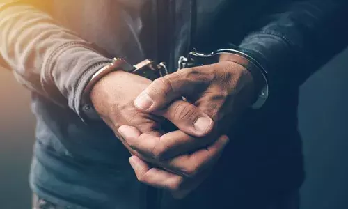 സമ്മാനമായി ഡോളര്‍; യുവതിയെ കബളിപ്പിച്ച് ലക്ഷങ്ങള്‍ തട്ടിയ നൈജീരിയക്കാരന്‍ അറസ്റ്റില്‍