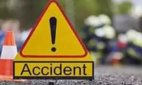 ശബരിമലയ്ക്ക് സമീപം ചാലക്കയത്ത് രണ്ടു കെഎസ്ആര്‍ടിസി ബസുകള്‍ കൂട്ടിയിടിച്ചു; അഞ്ച് തീര്‍ത്ഥാടകര്‍ക്കും ഡ്രൈവര്‍മാര്‍ക്കും അടക്ക് ഏഴു പേര്‍ക്ക് പരിക്ക്