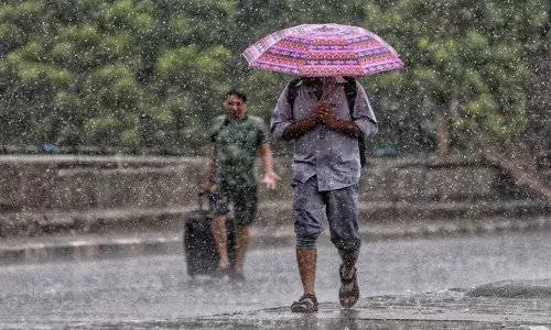 ബംഗാള്‍ ഉള്‍ക്കടലില്‍ ന്യൂനമര്‍ദ്ദം; സംസ്ഥാനത്ത് ഇന്ന് ഏഴ് ജില്ലകളില്‍ നേരിയ മഴയ്ക്ക് സാധ്യത