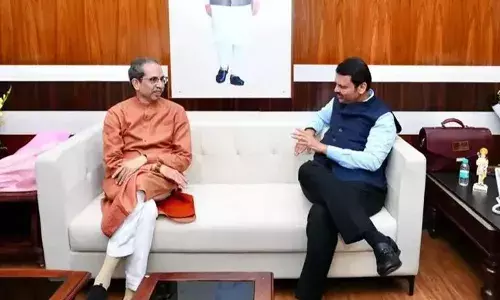 ഉദ്ധവിന്റെ മനസ്സില്‍ പ്രതിപക്ഷ പദവിയോ?  മുഖ്യമന്ത്രി ദേവേന്ദ്ര ഫഡ്‌നാവിസുമായി കൂടിക്കാഴ്ച;   ഞങ്ങള്‍ ശത്രുക്കള്‍ അല്ലെന്ന് ആദിത്യ താക്കറെ