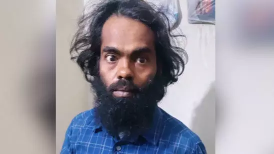 അസമില് യുഎപിഎ കേസില് പ്രതിയായതോടെ ഷാബ്ഷേഖ് കേരളത്തിലേയ്ക്ക് കടന്നു; അസമില് തീവ്രവാദക്കേസില് പ്രതിയായ യുവാവ് കാസര്കോട് പിടിയില് അസമില് യുഎപിഎ കേസില് പ്രതിയായതോടെ ഷാബ്ഷേഖ് കേരളത്തിലേയ്ക്ക് കടന്നു; അസമില് തീവ്രവാദക്കേസില് പ്രതിയായ യുവാവ് കാസര്കോട് പിടിയില്