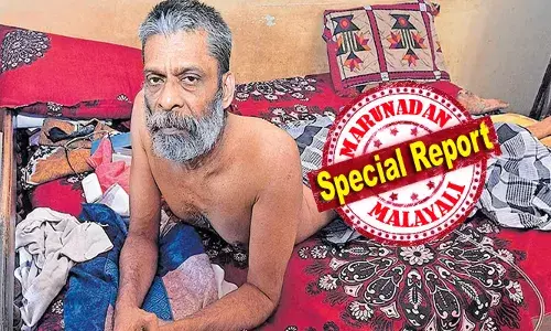 വാഹനാപകടത്തില്‍ നട്ടെല്ല് തകര്‍ന്നു; 32 വര്‍ഷമായി കമിഴ്ന്ന് കിടക്കുകയാണ് ഇഖ്ബാല്‍; ഭക്ഷണം കഴിക്കുന്നതും വെള്ളം കുടിക്കുന്നതുമെല്ലാം കമിഴ്ന്ന് കിടന്ന്: വാഹനാപകടം ഇഖ്ബാലിന്റെ ജീവിതം തകര്‍ത്ത് 27-ാം വയസ്സില്‍