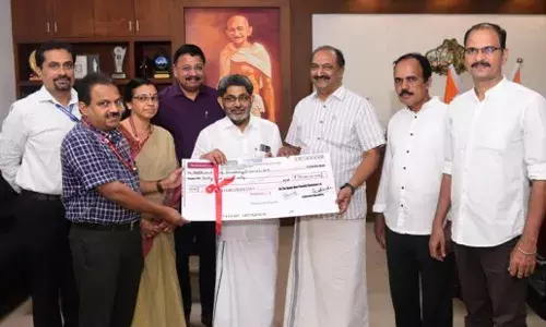 ആകെ വിറ്റുവരവ് 81,751 കോടി രൂപ; കെ എസ് എഫ് ഇ ലാഭവിഹിതം 35 കോടി രൂപ കൈമാറി