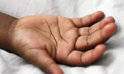 ഉറ്റ കൂട്ടുകാരനോടൊപ്പം പുറത്ത് കളിക്കാൻ പോയി; നിമിഷങ്ങൾക്കകം അഞ്ച് വയസുകാരനെ കാണാതായി; പിന്നാലെ അയൽവാസിയുടെ ടാങ്കിൽ നിന്ന് മൃതദേഹം കണ്ടെത്തി; സംഭവം മഹാരാഷ്ട്രയിൽ