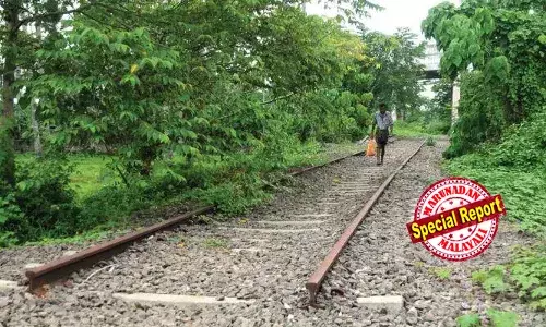 ശബരി റെയില്‍ പദ്ധതിക്ക് വേണ്ടത് 475 ഹെക്ടര്‍ സ്ഥലം; കേരളം ഇതുവരെ ഏറ്റെടുത്തത് 64 ഹെക്ടര്‍  മാത്രം; പദ്ധതി വൈകുന്നത് സ്ഥലം ഏറ്റെടുക്കാന്‍ വൈകുന്നതുകൊണ്ടെന്ന് റെയില്‍വേ മന്ത്രി; ഒറ്റവരി പാതയുമായി മുന്നോട്ടു പോകാന്‍ സംസ്ഥാന സര്‍ക്കാര്‍