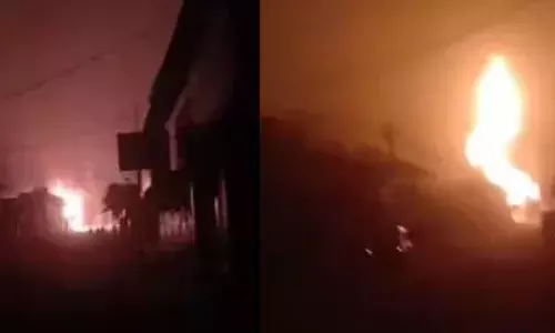 ഗ്യാസ് സിലിണ്ടറുകൾ പൊട്ടിത്തെറിച്ച് അപകടം; വ്യാപാര സ്ഥാപനത്തിൽ വൻ അഗ്നിബാധ; വ്യാപക നാശനഷ്ടം; സംഭവം ഇടുക്കിയിൽ