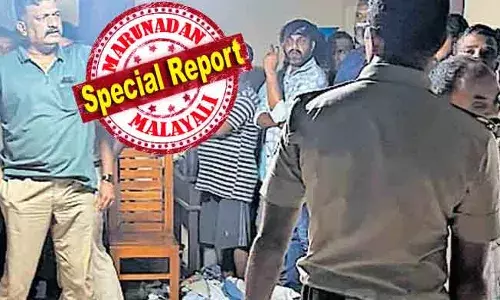 മുഹമ്മദ് കുഞ്ഞിയുടെ ഭാര്യയും മക്കളും കല്യാണം കൂടാന്‍ രണ്ടുദിവസം മുന്‍പ് ഗള്‍ഫിലേക്ക് പോയി; അതിവേഗം ചീട്ടുകളി സംഘം എല്ലാം ഒരുക്കി; പണം വച്ചു കളിക്കുന്ന പ്രധാന ചൂതാട്ടം; കളിക്കാര്‍ക്കു പുറമെ കാണികള്‍ക്കും പന്തയം വയ്ക്കാം; കളനാട്ട് കുടുങ്ങിയത് മംഗലാപുരത്തേക്ക് നീളുന്ന മാഫിയ; പുള്ളിമുറി കളിയില്‍ അറസ്റ്റുണ്ടാകുമ്പോള്‍