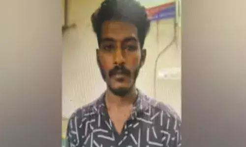 പൊലീസിന്റെ റൗഡി പട്ടികയിലുള്ള യുവാവ് തൂങ്ങിമരിച്ചു; സംസ്‌ക്കാര ശേഷം പോലിസിന് നേരെ കല്ലെറിഞ്ഞ് യുവാവിന്റെ സുഹൃത്തുക്കള്‍