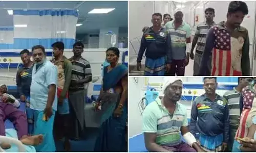 ഫൈബര്‍ ബോട്ടുകളില്‍ എത്തിയ കല്ലുകളും മാരകായുധങ്ങളും ഉപയോഗിച്ച് ആക്രമണം; ഇന്ത്യന്‍ മത്സ്യത്തൊഴിലാളികളെ ആക്രമിച്ച് ശ്രീലങ്കന്‍ കടല്‍ക്കൊള്ളക്കാര്‍; കവര്‍ന്നത് 3 ലക്ഷം രൂപയുടെ സാധനങ്ങള്‍