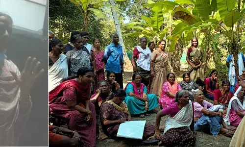 ഉടുപ്പി വഴി ആലപ്പുഴയിലേക്ക്: ട്രെയിന്‍ യാത്രയിലെ ആരോഗ്യ ബോധവല്‍ക്കരണം വൈറല്‍; അഭിനന്ദനങ്ങളുമായി ആരോഗ്യമന്ത്രി വീണാ ജോര്‍ജ്