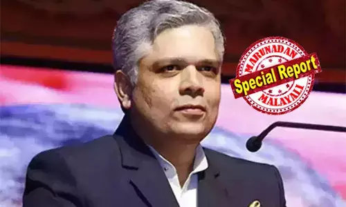 ജസ്റ്റിസ് ദേവന്‍ രാമചന്ദ്രനെതിരായ സൈബര്‍ ആക്രമണത്തില്‍ കേസെടുത്ത് പൊലീസ്; ഹൈക്കോടതി ജസ്റ്റിസിനെതിരെ നിലപാട് സൈബര്‍ ആക്രമണം നടന്നത് അനധികൃത ഫ്‌ളക്‌സ് ബോര്‍ഡുകള്‍ നീക്കാന്‍ കര്‍ശന നിര്‍ദേശം നല്‍കിയതോടെ