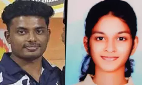 അരുവിക്കുത്ത് വെള്ളച്ചാട്ടത്തിൽ രണ്ട് എൻജിനീയറിങ് വിദ്യാർഥികളെ മുങ്ങി മരിച്ച നിലയിൽ കണ്ടെത്തി; രണ്ട് മൃതദേഹങ്ങളും പുറത്തെടുത്തു; ദാരുണ സംഭവം ഇടുക്കിയിൽ