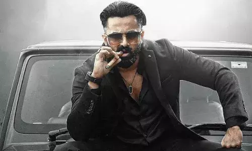 ഓൺലൈൻ ടിക്കറ്റ് ബുക്കിംഗിൽ തരംഗമായി മാർക്കോ; ഫാസ്റ്റ് ഫില്ലിംഗ് ഷോകളുമായി ഉണ്ണി മുകുന്ദൻ ചിത്രം; കഴിഞ്ഞ 24 മണിക്കൂറില്‍ വിറ്റ ടിക്കറ്റുകളുടെ കണക്ക് പുറത്ത്