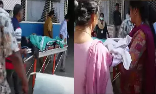 കല്ലേലി അച്ഛന്‍കോവില്‍ റോഡ് യാത്ര ദുഷ്‌കരം; ആംബുലന്‍സ് യാത്രയ്ക്കിടെ ആദിവാസി യുവതിയ്ക്ക് പ്രസവം; ആണ്‍കുഞ്ഞിന് ആംബുലന്‍സില്‍ ജന്മം നല്‍കിയത് ആവണിപ്പാറയിലെ സജിത