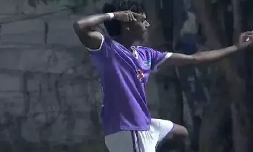 സന്തോഷ് ട്രോഫിയില്‍ അപരാജിത കുതിപ്പ് തുടര്‍ന്ന് കേരളം; എതിരില്ലാത്ത മൂന്ന് ഗോളുകള്‍ക്ക് ഡല്‍ഹിയെ തകര്‍ത്തു