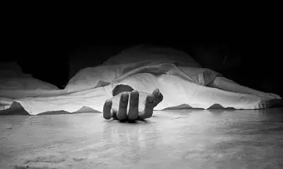 ഒരു ചായ കുടിക്കാനായി റോഡിൽ ഇറങ്ങി; ഇടിച്ച് തെറിപ്പിച്ച് അജ്ഞാത വാഹനം; ചികിത്സയിലായിരുന്ന വയോധികൻ മരിച്ചു