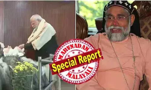 അവിടെ മെത്രാന്മാരെ ആദരിക്കുന്നു പുല്‍ക്കൂട് വന്ദിക്കുന്നു; ഇവിടെ പുല്‍ക്കൂട് നശിപ്പിക്കുന്നു; ഇത്തരം ശൈലിക്ക് മലയാളത്തില്‍ എന്തോ പറയുമല്ലോ! എല്ലാം നാടകം: മോദിയുടെ ക്രിസ്മസ് ആഘോഷത്തിലെ സാന്നിധ്യത്തെ വിമര്‍ശിച്ച് തൃശൂര്‍ ഭദ്രാസനാധിപന്‍ യൂഹാനോന്‍ മാര്‍ മിലിത്തിയോസ്; പാലക്കാട്ടെ പുല്‍കൂട് തകര്‍ക്കലിന് പിന്നില്‍ ഗൂഡാലോചനയോ?