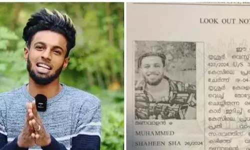 ഹെലോ..ഗയ്‌സ് എനിക്ക് പണികിട്ടി..; കോളേജ് വിദ്യാർത്ഥികളെ കാറിടിച്ച് കൊലപ്പെടുത്താൻ ശ്രമം; പ്രമുഖ യൂട്യൂബർ മണവാളനെ പിടിക്കാൻ വല വിരിച്ച് പോലീസ്; ലുക്ക് ഔട്ട് സർക്കുലർ പുറത്തിറക്കി