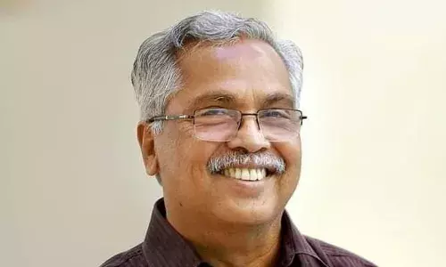 ക്രിസ്മസ് കാലത്തു സ്നേഹത്തിന്റെയും സമാധാനത്തിന്റെയും ദൂതുമായി പ്രധാനമന്ത്രി പോകേണ്ടതു മണിപ്പുരിലേക്കാണ്; സിബിസിഐ ആസ്ഥാനത്തുമോദി നടത്തിയതു രാഷ്ട്രീയ കാപട്യത്തിന്റെ നാടകമെന്ന് ബിനോയ് വിശ്വം